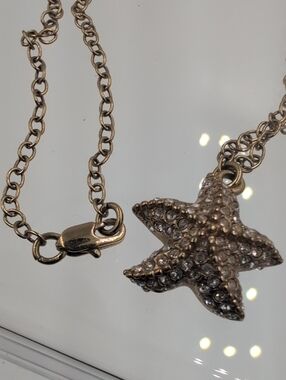 J Crew Goldtone Starfish Nautical Pendant Necklace Cubic Zirconia 26 Inch Jcd2
